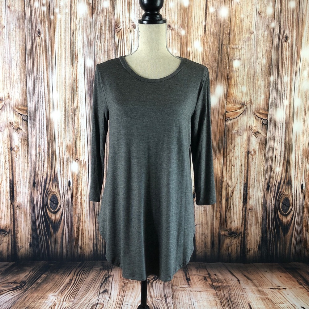 Charming In Charcoal Basic Hi Lo Top